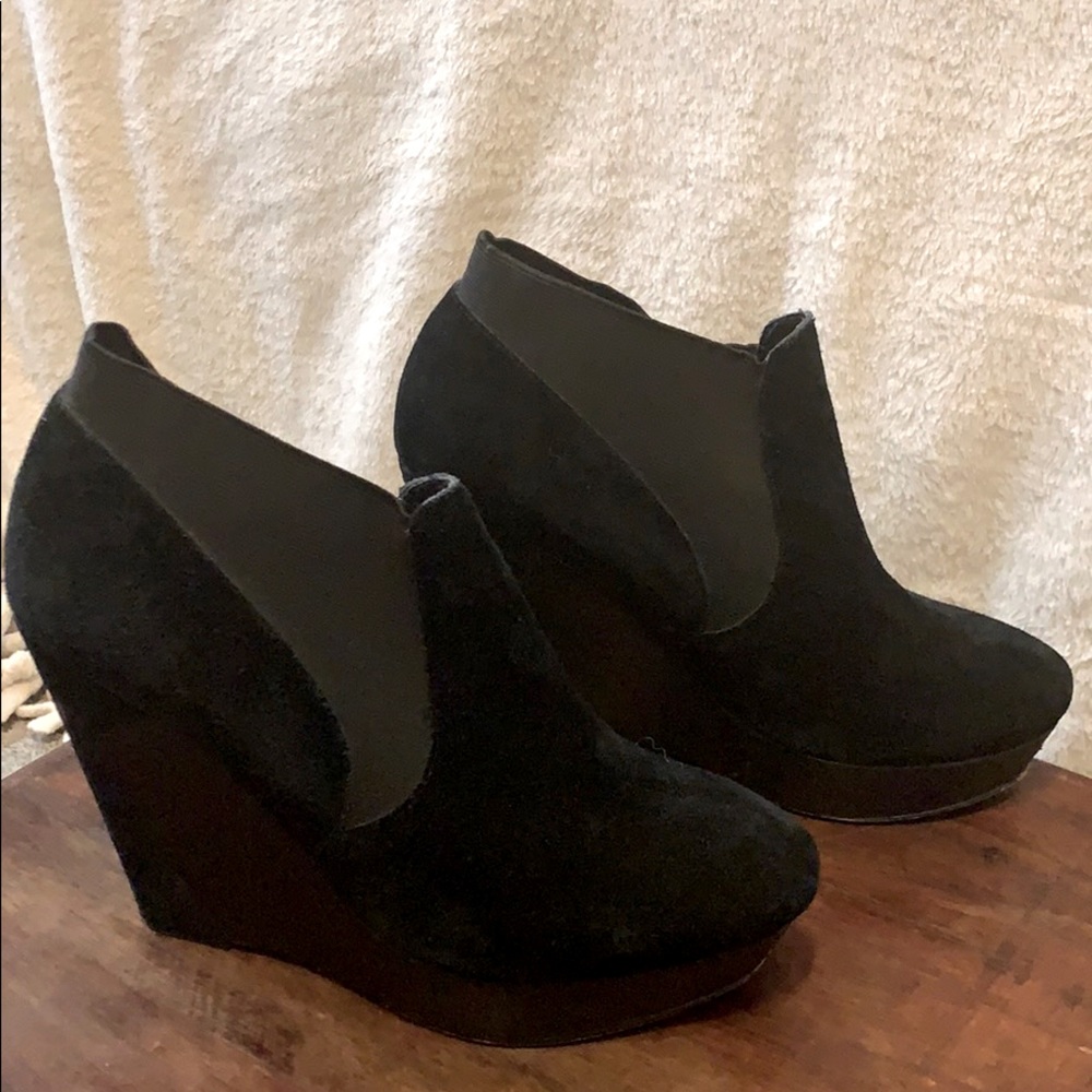 MRKT Annie Wedge Platform Booties